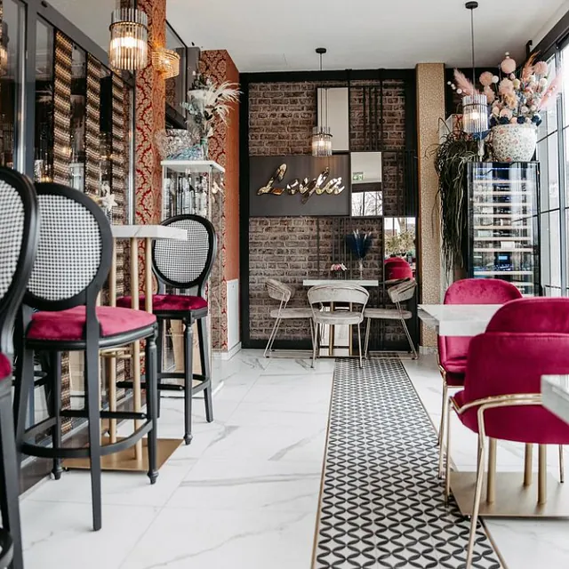 Cafe Bar Lounge Leyla